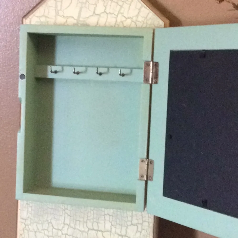 Vintage Style Wall Mail & Mirror Organizer in Pale Green